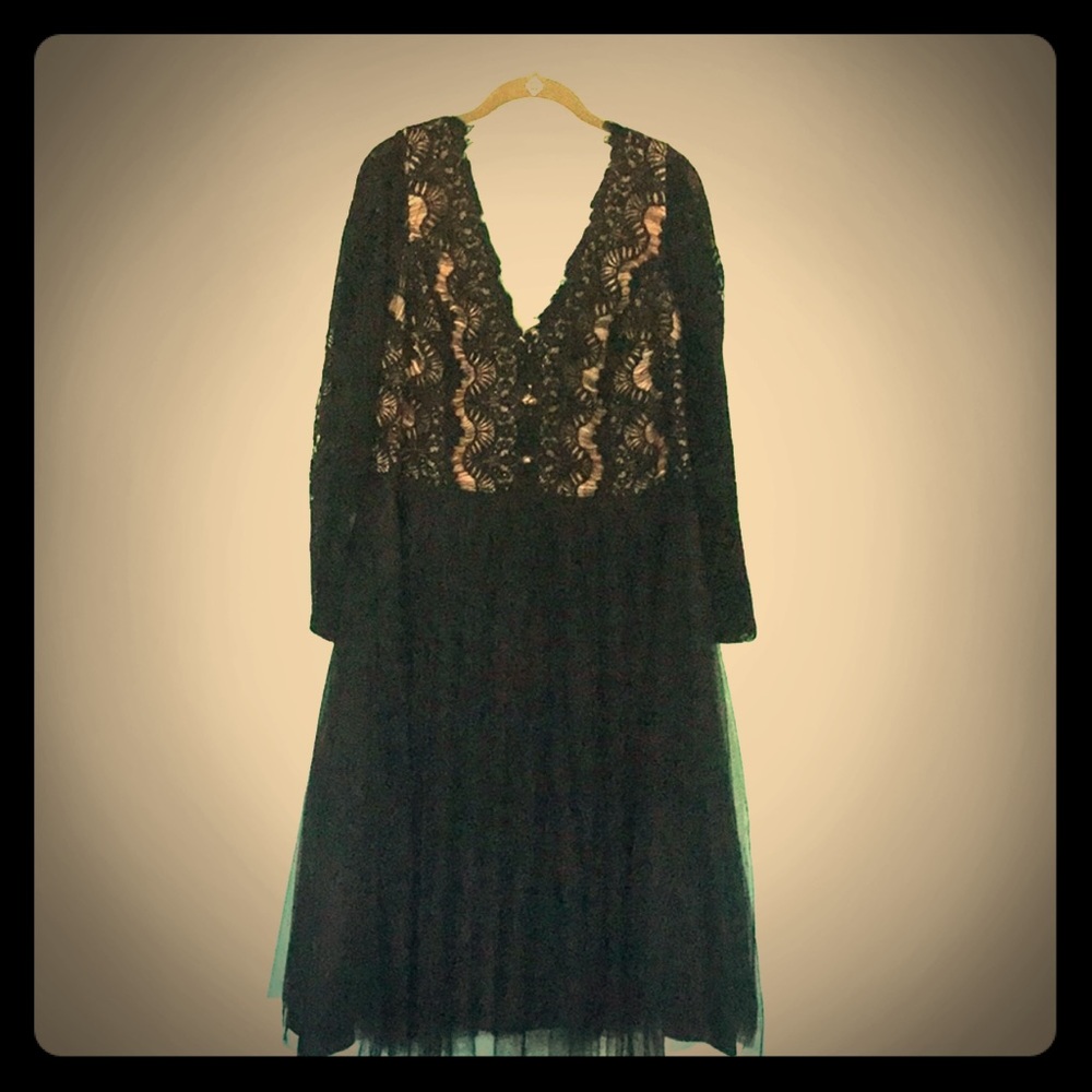 Beautiful black dress